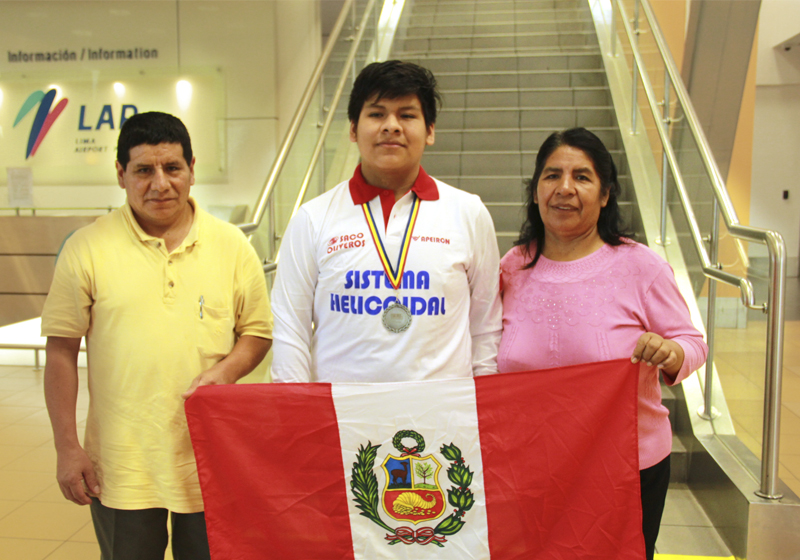 Perú obtiene medalla de plata en olimpiada máster de matemática 